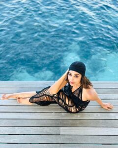 Anupriya Goenka Instagram - 🖤

Wearing @labeld 
@dimpleshroffofficial you have my heart!
Pics by @chunkymathew - thank you for being so gracious 
@wmaldives @sarvesh_shashi 

#sea #holiday #look #fyp