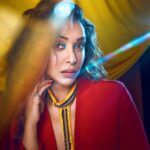 Anupriya Goenka Instagram - Caption this.. can’t think of anything.. just that I love the color and chaos in this picture..❤️ Wearing @eshaamiin1 @eshaamiinlabel1 Hmu @komzy_le 📷 @realvision333 Styled by @yasminqurash #asur #promotions #red #celebration