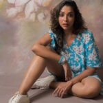 Anupriya Goenka Instagram - You can find me where the sand meets the water… Outfit by - @houseofvarada @viralmantra Styled by - @prachethestylist Assisted by - @styledby_bhakti @waghelatwinkle MUAH - somishree_hairandmakeup Assisted by - @shefali.makeuphair Photos by - @kaustubh_gokhale #holiday #beach #comfort #own #skin