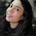 Anurita Jha Instagram - Chandani Raatein… used to love listening to this song.. still do.. tried singing.. accha laga to like ..nahi laga toh 😜 . . . . . . . . . . . . . . . . . #reels #reelsvideo #reelsinstagram #reelsindia #songs #singing #singingreels #anurittakjha