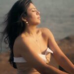 Anurita Jha Instagram - Some songs are for eternity… for the love for Romance 🎶🎶🎶 . . . . . . Shot and created by @isumitbaruah . . . . . . . . . . . . . . . . #love #romantic #romaticsong #reels #reelitfeelit #reelkarofeelkaro #reelsvideo #reelsindia #reelsviral #reelslovers #anurittakjha