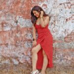 Anurita Jha Instagram – A @nike___jordan fan …
Always ready to run 🫣🤪😜
.
.
.
.
.
.
Pic @raj35mm 🌼🎶
.
.
.
.
.
#nike #jordan #shoesaddict #runnergirl #poser #anurittakjha PlanetEarth