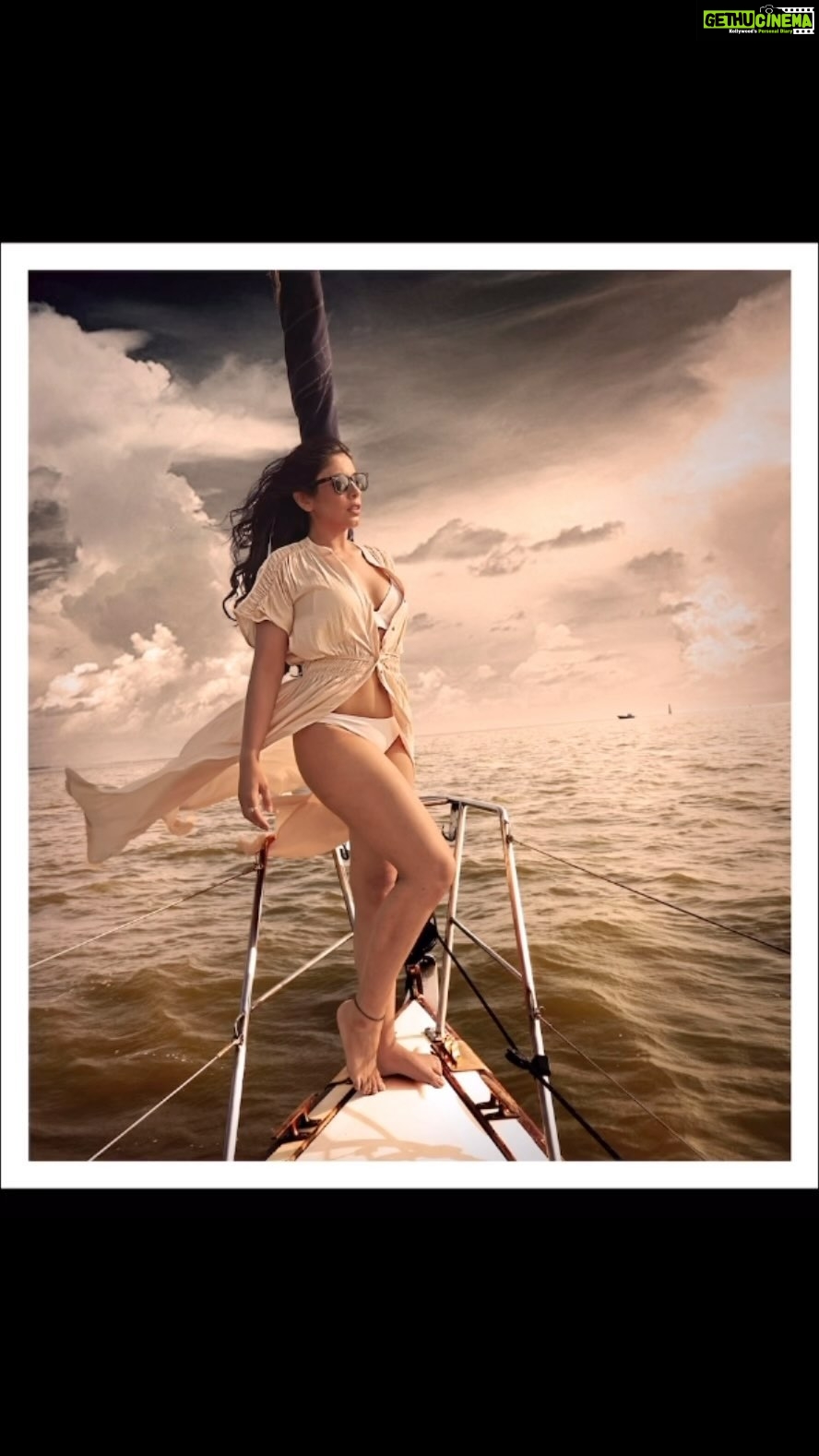 Anurita Jha Instagram - Very risky to be near water when lightening strikes .. But hell yah β¦ who cares β¦. π π π . . . Pic @raj35mm Special effects @iPhone and me π . . . . . . . . . . . #reels #reelsvideo #reelsindia #reelsinstagram #reelsviral #reelsinsta #reelslovers #reelsvideos #reelsexplore #instagramreels #reelsforyou #funreels #water #waterbaby #anurittakjha