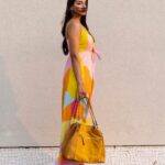 Ashna Zaveri Instagram - If you are always trying to be normal, you will never know how amazing you can be.🫶🌻 Accessories @accessorizeindiaofficial #summer #fit #fashion #tropical