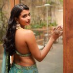 Ashna Zaveri Instagram - Iniya Tamil Puthaandu Nal Vaalthukkal. 🙏♥️✨ #happytamilnewyear 😘 Outfit @kalkifashion Jewellery @araveshjewels MUA @kajolrpaswwan and team Hair @santosh__sanghvi 📸 @vedantpandyaofficial @theplugmedia.in Location @one8.commune