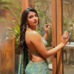 Ashna Zaveri Instagram - Iniya Tamil Puthaandu Nal Vaalthukkal. 🙏♥️✨ #happytamilnewyear 😘 Outfit @kalkifashion Jewellery @araveshjewels MUA @kajolrpaswwan and team Hair @santosh__sanghvi 📸 @vedantpandyaofficial @theplugmedia.in Location @one8.commune