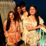 Ashna Zaveri Instagram - You might call it girls night I call it therapy ♥️👯‍♀️ 👗 @deme_love_ 👠 @parfois #saturdaynight #girlsnight Soho House Mumbai