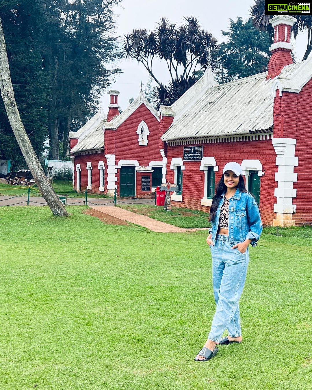Ashna Zaveri Instagram - Hello from Ooty 🥶