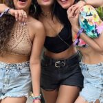 Ashna Zaveri Instagram - Just us girls having the time of our lives 👯‍♀️♥️ @krishnamayitomar @manasiaggarwal #bestoftheday #girlsquad #instagood #purelove