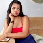 Ashna Zaveri Instagram - Simple pleasures 🥰😂 #justforfun #girlsbelike