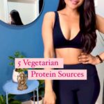 Ashna Zaveri Instagram - An active individual needs 1.2 gms -2 gms per kilogram of body weight of protein in their diet. Most of us fail to meet this daily requirement either because we aren’t aware or we just don’t give it enough attention. Non vegetarians definitely have a better variety and range of lean high protein sources like beef ,chicken , eggs etc. However being a vegetarian maintaining a high protein diet requires some good planning and addition of protien shakes if you must. I use these as they are complete protein sources which means they contain all the 9 essential amino acids required by the body for building muscle , immune function, muscle repair etc, will be sharing some more in the next video. 🌱💪 #health #lifestyle #protein #highprotein #food #cleaneating