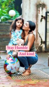 Ashna Zaveri Instagram - One of my favourites ♥️ 
Stay humble and kind ✨
With my cute lil Thea 👼 @naina.dhingreja 

📸 @dasashish181 @sumxdh.jpeg 
#kindness #beinghuman #humble #positivevibes