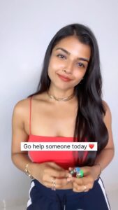 Ashna Zaveri Instagram - Kindness is the ultimate strength ⭐️ Being vulnerable is to be courageous 🙌 In your softness lies your ability to truly love ♥️ Inspo @petricej #kindness #inspiring #beinghuman