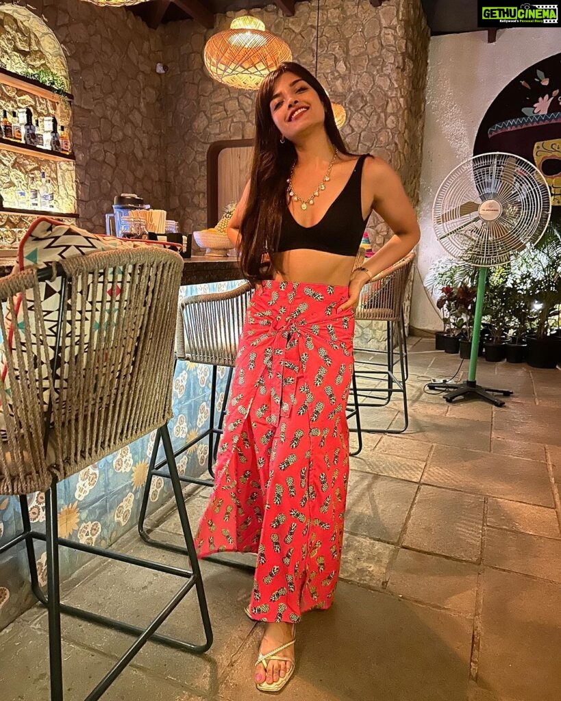 Ashna Zaveri Instagram - @missmargaritagoa for the finest margaritas and outstanding Mexican food. Like iv never tasted a margarita better than I did here and food that hits the spot ! If you are in Goa this is a must must do ! What a vibe 🫶🥹. Thank you for hosting us - a night to remember ❤ #hosted #goa #missmargarita #mexican Anjuna