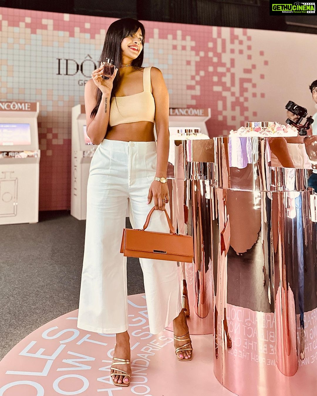 Ashna Zaveri Instagram - Fun evening for the launch of @lancomeofficial IDOLE! #IdoleByLancome #IdolesRideNow #Lancomelndia @lancomeofficial