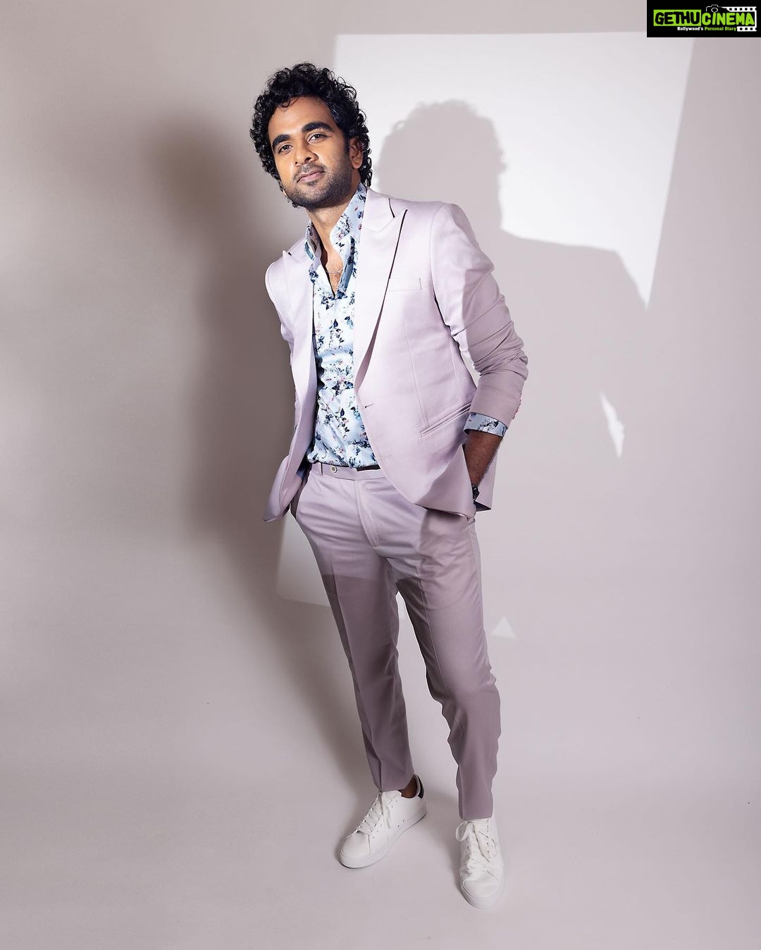Ashok Selvan Instagram - Happy Man! 😁 #NithamOruVaanam in theatres now. Creative Direction, Photography and retouching by @lakshmiijagan Assisted by @amrithaj_h Styled by @nikhitaniranjan Amazing Suit by @his_studio Hair and MakeUp by @mythrayeehairandmakeup