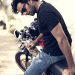 Ashok Selvan Instagram - Okay done, LETSSGOOO! 💥 #650 #Wrap 📸 - @tarunkoliyot