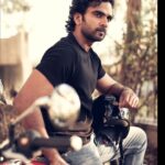 Ashok Selvan Instagram – To ride or not to ride ? 🏍️ 
#650twins 

📸 – @tarunkoliyot