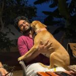 Ashok Selvan Instagram - A moment of absolute love. Blessed are those who have pets at home. 🐕 இனிய தமிழ் புத்தாண்டு நல்வாழ்த்துக்கள்! 💥 Ellavarkum hridayam niranja vishu ashamsakal! 💥 #Gold #Kombai