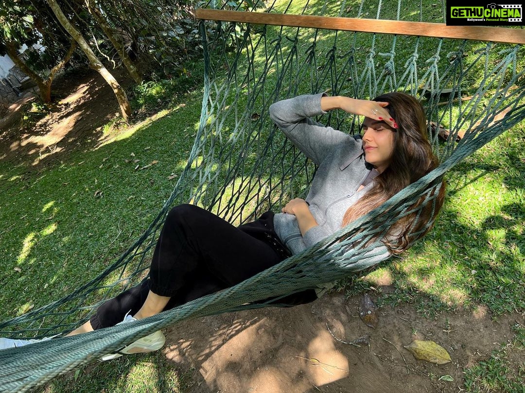 Ashrita Shetty Instagram - hi summer 🌿🌴☀️🧘♀️
