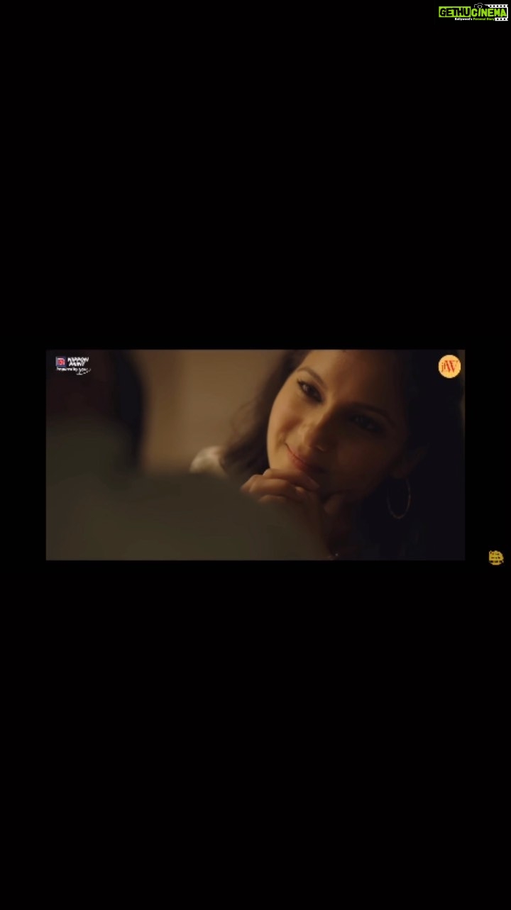 Ashwathy Warrier Instagram - Who doesn’t love a good romcom? I absolutely love this genre and have always hoped I could perform something beautiful and soulful someday. Hoping and Manifesting more such work in my life 😉😄✨ Meanwhile this was a small such scene from #kalyanamtokadhalseason2 that I got to perform and I really enjoyed attempting in brining this moment alive! Gratitude to all that were a part of this💖 @ajaymelvinofficial @sujithnsubramaniam @karththikrajkumaar and the crew . #love #romcoms #webseries #film #romantic #couple #kalyanamtokadhalseason2 #youtube #youtubechannel #series #actor #model #ashwathywarrier #ashwathyravikumar #laughter #soul #moment #magic
