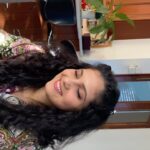 Ashwathy Warrier Instagram - ISHQ WALA LOVE 💕 #reels #reel #instagram #reelsinstagram #love #ashwathywarrier #ashwathyravikumar #actor #model #curlyhair #curlyhairstyles #india #ishq #ishqwalalove