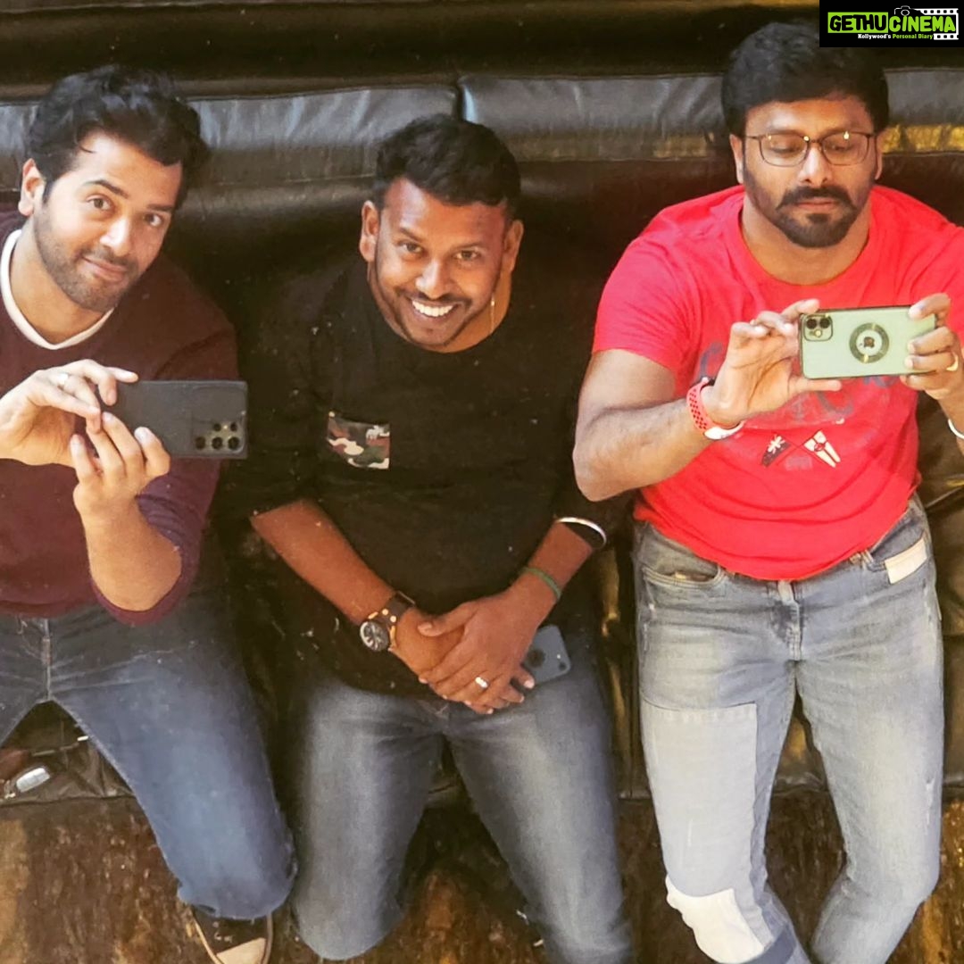 Ashwin Kakumanu Instagram - From a full day of promotions, thank you @suntv @dipshi_blessy @rj_ranjani_ for your hospitality #Pizza3FromJuly28 #Pizza3TheMummy @mohangovind9496 @directorgaurav @pavithrah_10 @icvkumar