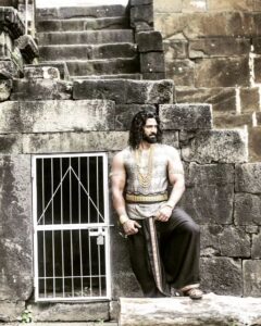 Ashwin Kakumanu Instagram - Photos I clicked on the set of #ponniyinselvan2 . Rashtrakut warriors @bharat_raj_official and @seemonabbas . #maheshwar #photography #hobby #sonyalpha