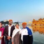 Asmita Sood Instagram – Shukr 🌟 #amritsar #harmandirsahib #goldentemple #blessed #gratitude #famjam Amritsar, Punjab