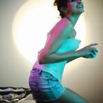 Asmita Sood Instagram - Choose one 👆🏻 1 : Posing for camera candid. 2 : Not posing for camera,candid. . . . 📸 : @narenballarphotography 💄: @harshpawar_makeupacademy18 👱‍♀️: @hairstorybyreshma 🏢 : @sofitelmumbaibkc #testshoot #lights #play #ootd #asmitten Mumbai, Maharashtra