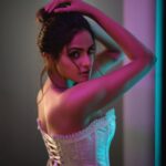 Asmita Sood Instagram - 🧚🏻‍♀️ . . . 📸 : @narenballarphotography 💄: @harshpawar_makeupacademy18 👱‍♀️: @hairstorybyreshma 🏢 : @sofitelmumbaibkc #testshoot #lights #play #ootd #asmitten Sofitel Mumbai BKC