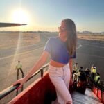 Asmita Sood Instagram – Soaring in sunsets 🌅 #flights #sunsets #goldenhour #justme #traveldiaries