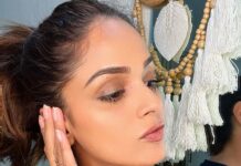 Asmita Sood Instagram - 🙂😏🤯😶‍🌫️🤪😏 #moods #profilecheck