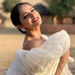 Asmita Sood Instagram – 🤍✨
#justme #shootdiaries #loveforindian #trishala