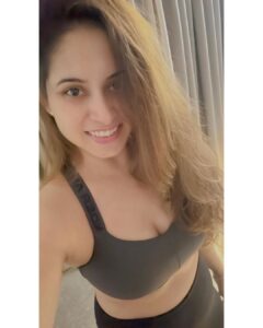 Avantika Khatri Instagram - At it again !! 💪🏻😎💋
I will not water myself down to make me more digestible for you. You can Choke ! 😂💋 
.
#KudiAK #AK #advocator #of #selflove #no #hidden #agenda #only #genuinelove #straightforward #keep #utmost #high #standards #avantika #khattri #filmmaker #mumbai #pune #india #canada #bollywoodactress #producer #actress #filmdirector #filmmaker #celebrity #avantikakhattrilatestpics #avantikakhattri @directors_visions @avantikakhattri