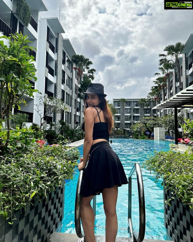Avantika Mishra Instagram - Seminyak is a vibe. ✨ Thank you @courtyardseminyak for a luxurious stay and spoiling me silly with presents and the birthday surprise. 🌹 #Collab #Stayatcourtyardseminyak #seminyakretreat #courtyardseminyak Seminyak, Bali