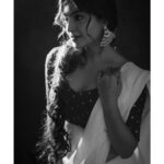 Avantika Mishra Instagram - A lover of life.🖤 . . Styled by @priyankaarik Shot by @pranav.foto Makeup by @nayanasmakeoverr Hair by @aishu_makeup_hairstyle