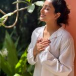 Avantika Mishra Instagram - Thank you, Mother Nature! 💚 #EatPrayLove #EverydayGratitude Thank you @stregisgoaresort for a beautiful stay. The last few days made my soul happy. 🥰 Styling and photography @priyankaarik 🌹 The St. Regis Goa Resort