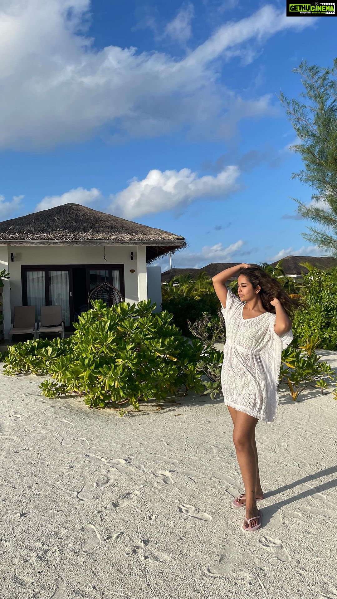 Avika Gor Instagram - Constantly seeking everyday Magic. Grateful for this magic❤️ @cocogirimaldives #CocogiriMaldives #maldives #leadinghotel #visitmaldives #luxuryhotel #maldivesresorts #cocogiriislandresort #travel #travelphotography #vacation #beachvilla #watervilla #ocean #beach #sunrise #sunset Cocogiri Island Resort