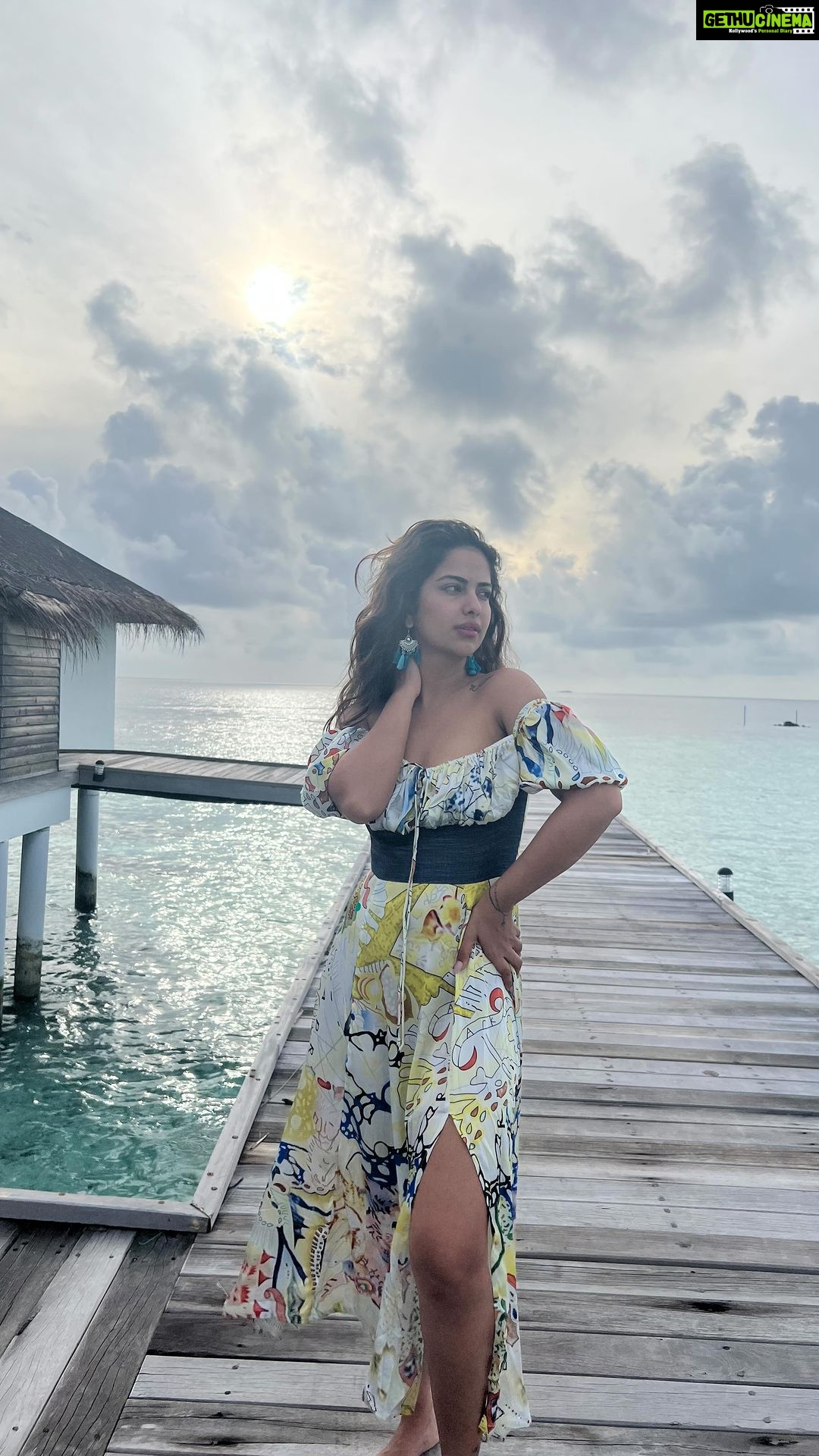 Avika Gor Instagram - Maybe you just need to go back to the ocean✨ At @cocogirimaldives Wearing @cincin_fashion #AvikaGor #CocogiriMaldives #maldives #leadinghotel #visitmaldives #luxuryhotel #maldivesresorts #cocogiriislandresort #travel #travelphotography #vacation #beachvilla #watervilla #ocean #beach #sunrise #sunset Cocogiri Island Resort