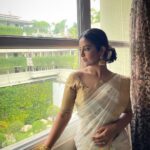 Avika Gor Instagram - #happyindependenceday 🧡🤍💚 Celebrations at #HoChiMinhCity in #Vietnam with all the Indian’s and vietnamese delegates . What a proud moment. Stylist @reshma_stylist Jewellery @kushalsfashionjewellery Saree @real_weaverstory Ho Chi Minh City, Vietnam