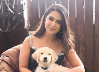 Avika Gor Instagram - This lil guy made my day💕 @charming_chaarliee Photography @vishwasgonsalves Outfit @byutify.in Pr @dinky_nirh Makeup & Hair @preetganatramakeup Location @krazyfox_studio