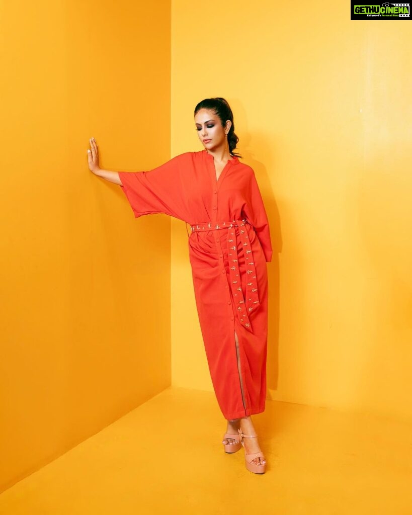 Avika Gor Instagram - Orange you glad you met me? 🧡💛 Photography @vishwasgonsalves Studio @krazyfox_studio Hair & Makeup @preetganatramakeup Outfit @cincin_fashion
