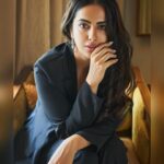Avika Gor Instagram - What a week it has been! This weekend is turning into the most special one ever! Thank you all🙏🏻 #1920 #horrorsoftheheart Photography @studiosnapster @portraitsbymukesh Hairstylist @jaanvimandhani Wearing @urbanic_in