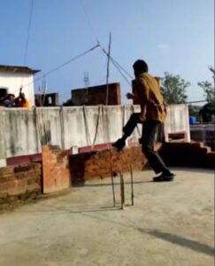 Avinash Tiwary Instagram - Khakee -The Bihar Chapter
The love received for the show and especially my part of Chandan Mahto makes me indebted to all of you. The joy it has brought to my near and dear ones is my biggest accomplishment.
I still remember reading the script and shitting bricks.I had all the apprehensions in the world of being able to pull this of..

Not only did i question my capability but also the fact that i may not be accepted as Chandan Mahto I am forever indebted to @neerajpofficial  Sir to pump in my confidence and make me believe in myself as much as he did...This will stay with me for life Sir🤗

@bhav.dhulia I would like to believe Chandan Mahto could not have been what it became unless you allowed me the freedom to constantly keep exploring and its only your guiding hands that i owe my performance to.

The earlier grind of just sitting in the hard sun with the truck drivers to driving the truck regularly to feel like i am one of them to finally getting on floor with one of my most difficult shoots coz of the terrain and resources we had.Its been one fulfilling journey
I want to take this opportunity to thank 2 of my most important team members
@tush_makeup_art 
1)Tushar, the detailing of your makeup from the skin tone to the hair  to the tainted teeth, everything has been widely appreciated and you should be extremely proud of yourself.
2)@iftikharalam196
Nanhe bhai i want you to know that I would not have been able to finish the shoot with all the injuries and hardships if you were not around.I would think its magic that you would know i need water before i felt thirsty...i had something to eat before i realised i am hungry...the smallest of ways that you took care of me makes me full of gratitude. Thank you always.

Lastly, @karantacker
I still remember being completely flummoxed at how we would do the climax scene until you walked in for the reading with such sincerity and integrity
that it really made me pull my socks up
You set the tone and i responded well...its something tht one wishes on every set and i am so glad that I had you on the other side of tht table to make this a jugalbandi to remember. Love and respect always 🤗🤗

#khakeethebiharchapter
