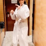 Ayesha Singh Instagram - Going with the trend ;)