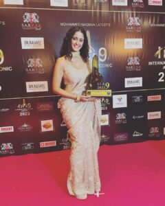 Ayesha Singh Instagram - Only Gratitude and Happiness 🙏🏻❤️ @internationaliconicaward #bestactor  #bestactor2023 
Styled by :- @nehaadhvikmahajan
Jwellery:- @padmashree_jewels @kritikagupta20 
👗Outfit:- @neerusindia
Make Up:- @ram_makeover_1001 
Hair:- @zeenat_az 
Special Thanks @ishaanrajeshsingh 🥰