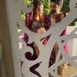Ayesha Singh Instagram - Couple of failed attempts at posing but we ended up laughing at it🤭♥️🥰🙈. 📸 @richardanilmacwan 🥰🙏🏻 @rohityadav0o 🥰🙏🏻