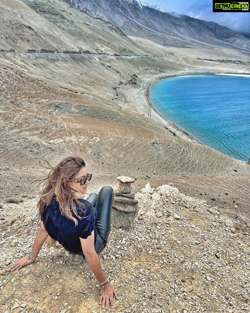 Barkha Bisht Sengupta Instagram - Disconnected from the world for these few days … and I didn’t miss a thing !! #ladhakdiaries #pangonglake #travelgram Pangong