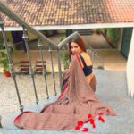 Barkha Bisht Sengupta Instagram – Want to be a breath of forever in a world of temporary ! 

@suta_bombay